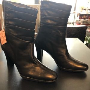 Aquatalia Boots